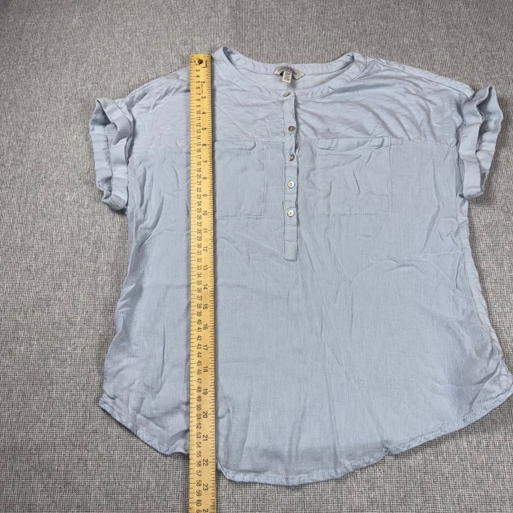 Lucky Brand Womens Light Blue Henley Short Sleeve Cuffed Button Top Size Medium - Picture 6 of 7